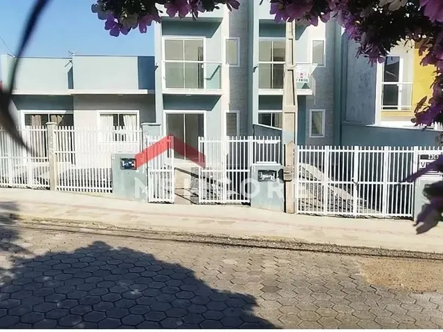 Imagem 1: Sobrado em Rua Icaraí - Floresta - Joinville/Sc