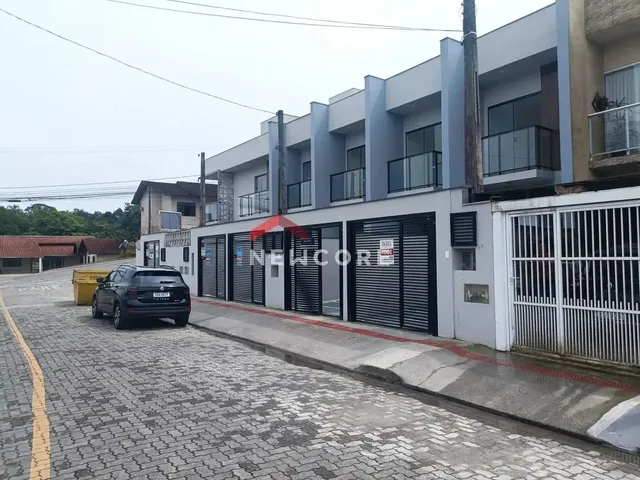 Imagem: Sobrado em Rua Águas de Chapecó - santa