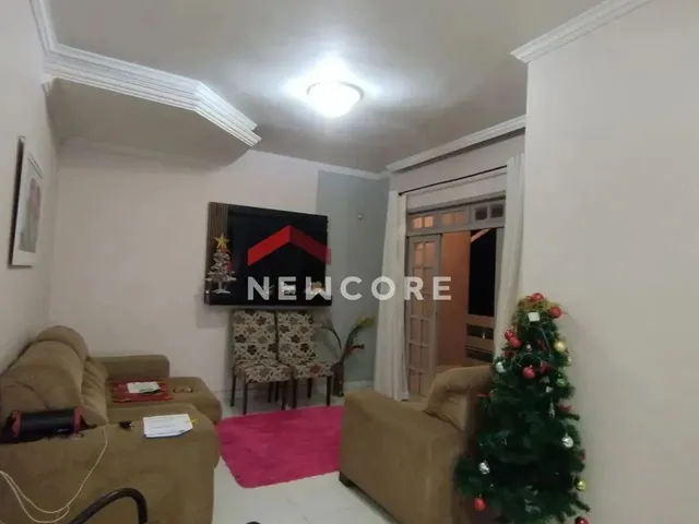 Imagem: Casa em Avenida Antônio Ramos Alvim - Floresta