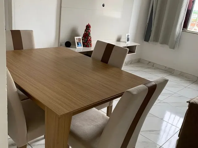 Imagem: O apartamento possui 2 Dormitórios, 1 Banheiro, 1 Vaga na
