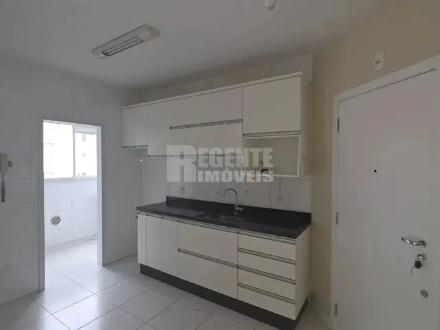 Imagem 9: Apartamento À Venda com 2 Dormitórios no Bairro Trindade