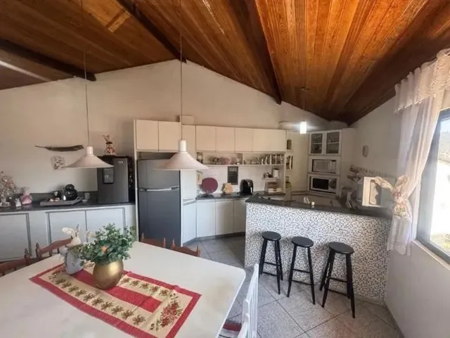 Imagem 9: Casa com 3 Quartos À Venda em Florianópolis/Sc - Próximo À Ufsc