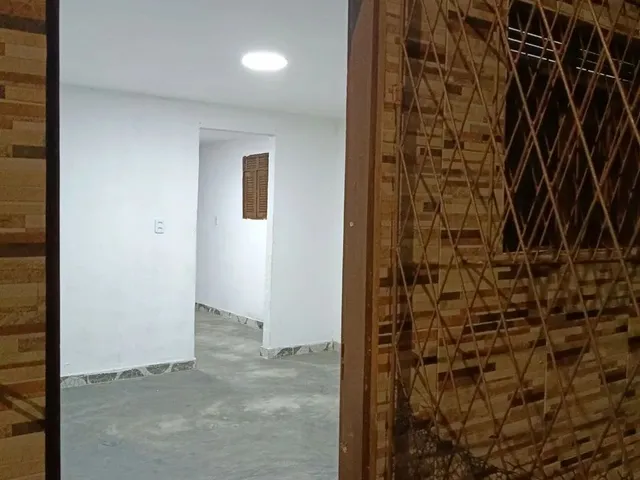 Imagem 4: Kitnet Habitacional, Perto de Academia, Ônibus, Farmácia, Excelente Localização