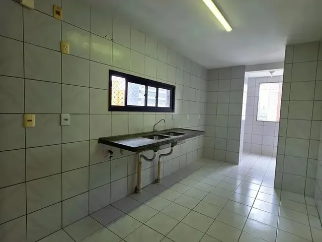 Imagem 3: Imóvel para Aluguel Possui 114 Metros Quadrados com 3 Quartos em Lagoa Nova - Natal - Rn