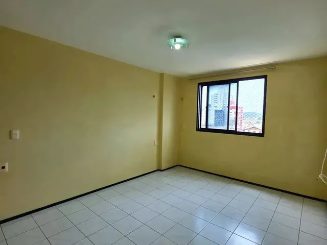 Imagem 4: Imóvel para Aluguel Possui 114 Metros Quadrados com 3 Quartos em Lagoa Nova - Natal - Rn