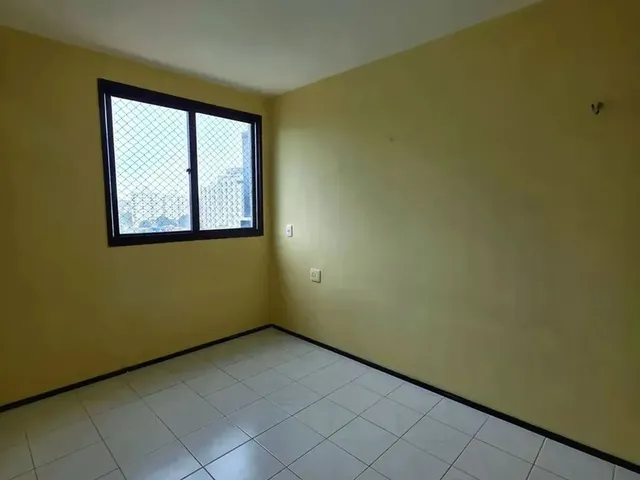 Imagem 8: Imóvel para Aluguel Possui 114 Metros Quadrados com 3 Quartos em Lagoa Nova - Natal - Rn