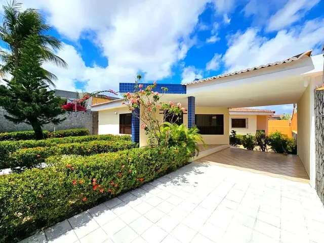 Imagem 6: Casa em Capim Macio com 284 M², 3 Suítes, Lado Sombra, Ventilada