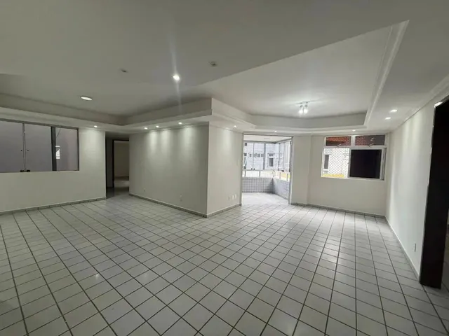 Imagem 4: Edifício Apollo - Apartamento 3/4 Sendo 01 Suite - Candelária - Incluso Cond e Iptu