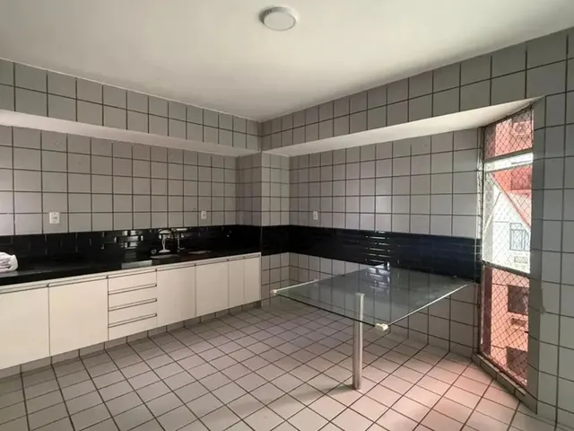 Imagem 8: Edifício Apollo - Apartamento 3/4 Sendo 01 Suite - Candelária - Incluso Cond e Iptu