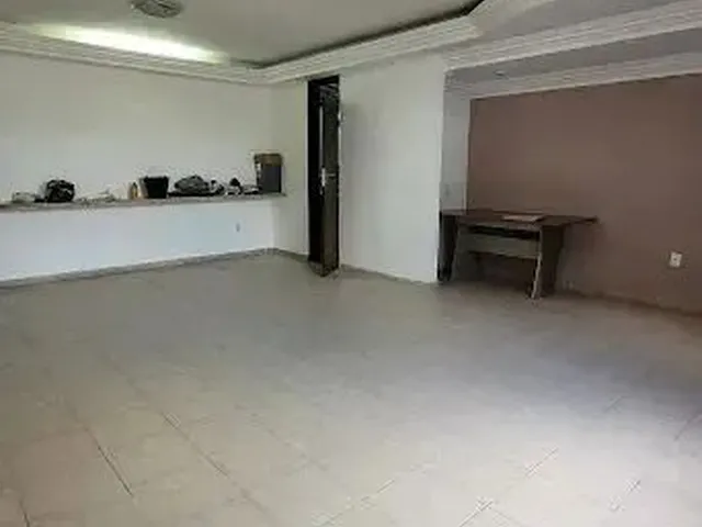 Imagem 4: Casa para Aluguel com 145 Metros Quadrados com 3 Quartos em Candelária - Natal - Rn