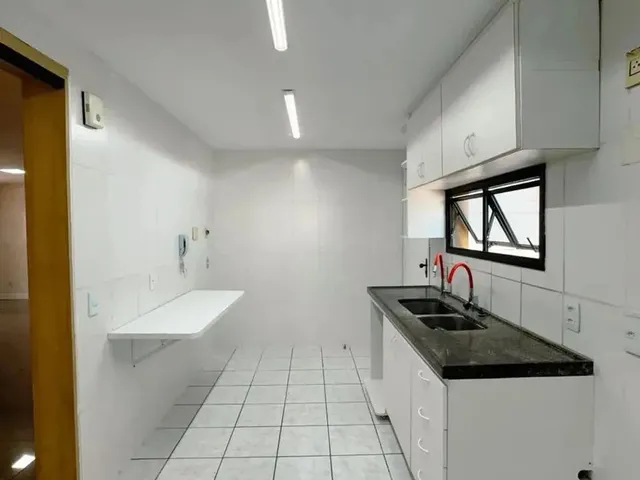 Imagem 13: Imóvel para Venda Possui 130 Metros Quadrados com 3 Quartos em Mucuripe - Fortaleza - Ce
