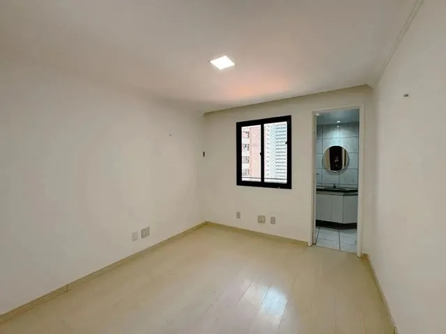 Imagem 5: Imóvel para Venda Possui 130 Metros Quadrados com 3 Quartos em Mucuripe - Fortaleza - Ce