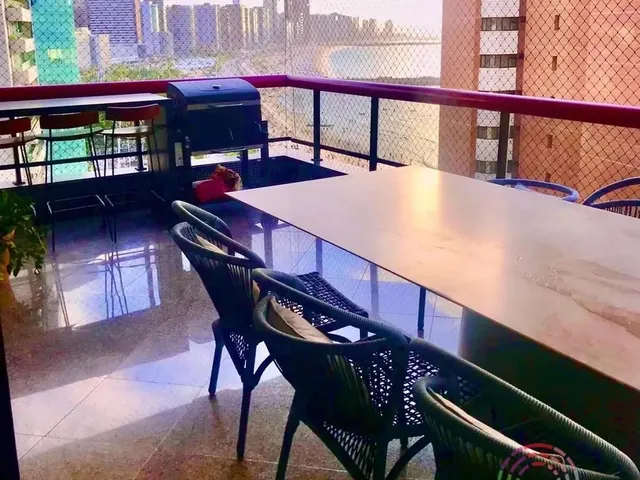 Imagem: Apartamento À Venda no Bairro Meireles
