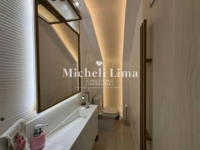 Imagem 15: Casa À Venda com 4 Suítes, 200M², Projetada no Condomínio Oliver Residence, Cidade