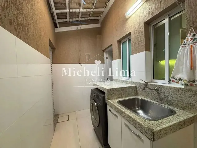 Imagem 7: Casa À Venda com 4 Suítes, 200M², Projetada no Condomínio Oliver Residence, Cidade