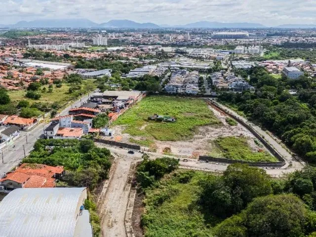 Imagem 9: Apt 209, Cajazeiras, Condomínio Forte Alencar, Apartamento com 2 Quartos, Elevador