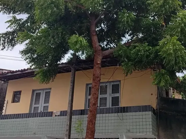 Imagem: Apto Bairro de Fátima 1Km do Centro, Arejado
