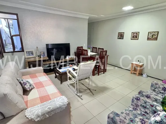 Imagem: Vendo Casa com 130M² 3 Suítes, no Bairro