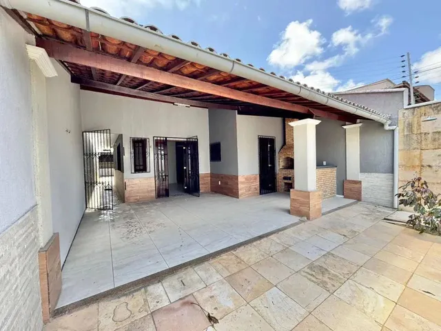Imagem: Casa Plana À Venda no Edson Queiroz de