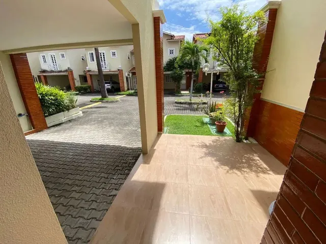 Imagem 6: Imóvel para Venda Possui 170 Metros Quadrados com 4 Quartos em Sapiranga-Coité
