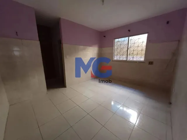 Imagem 7: Casa com 03 Quartos com 198M² no Bairro Vila União-Fortaleza-Ce