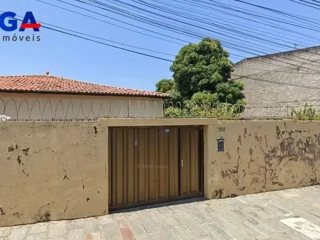 Imagem: Casa com 3 Quartos Á Venda no Bairro Serrinha