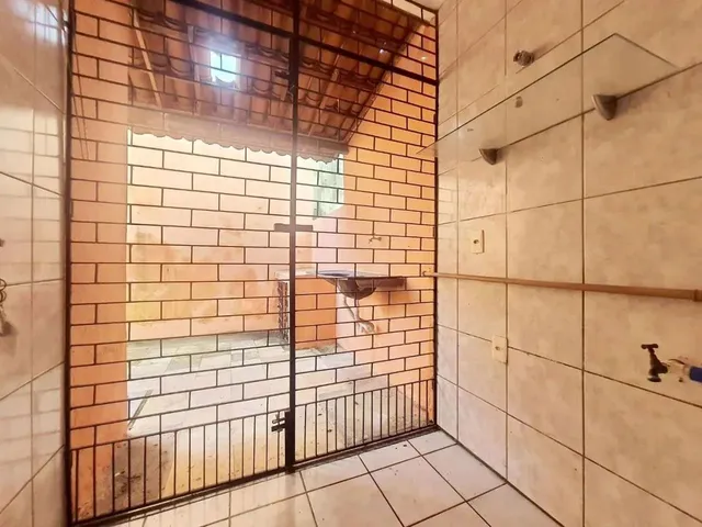 Imagem 2: Casa com 3 Quartos para Alugar, 101 M² por R$ 1.848/Mês - Curió - Fortaleza/Ce