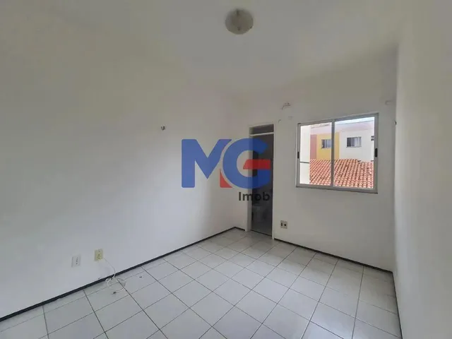 Imagem 7: Apartamento 3 Dormitórios com 1 Suíte no Bairro Engenheiro Luciano Cavalcante