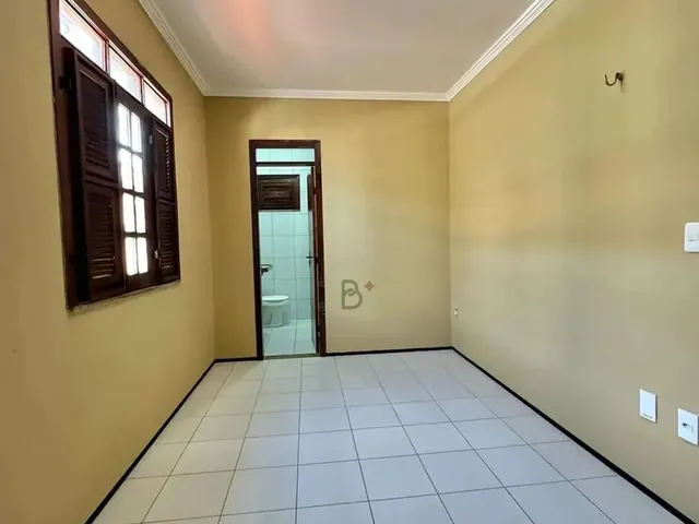 Imagem 8: Imóvel para Venda Tem 134 Metros Quadrados com 4 Quartos em Sapiranga-Coité - Fortaleza