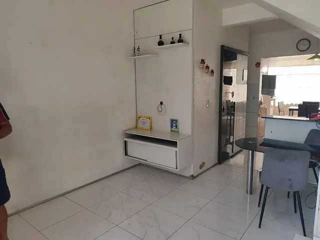 Imagem 3: Venda de Dúplex com Móveis Projetados em Condomínio Fechado no Siqueira - Informações