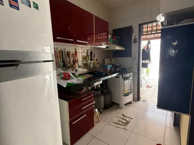 Imagem 11: Vende de Casa Enorme com 3 Quantos 2 Garagem na Lagoa Redonda - Mais Informações
