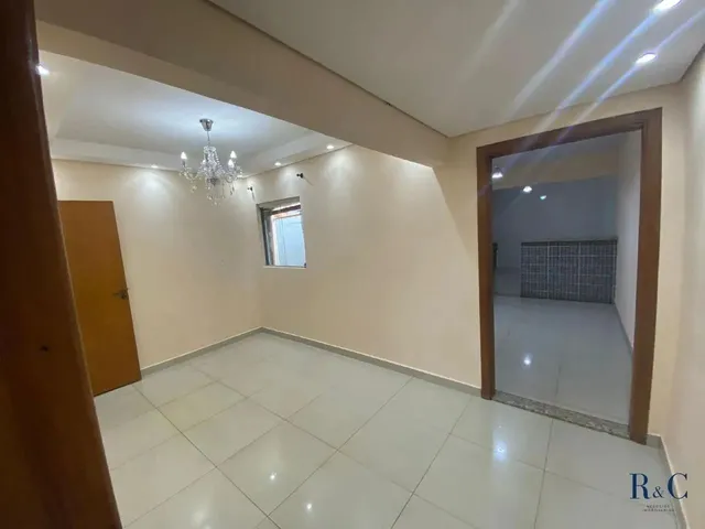 Imagem: Casa com 3 Quartos À Venda, 130M² - Parque