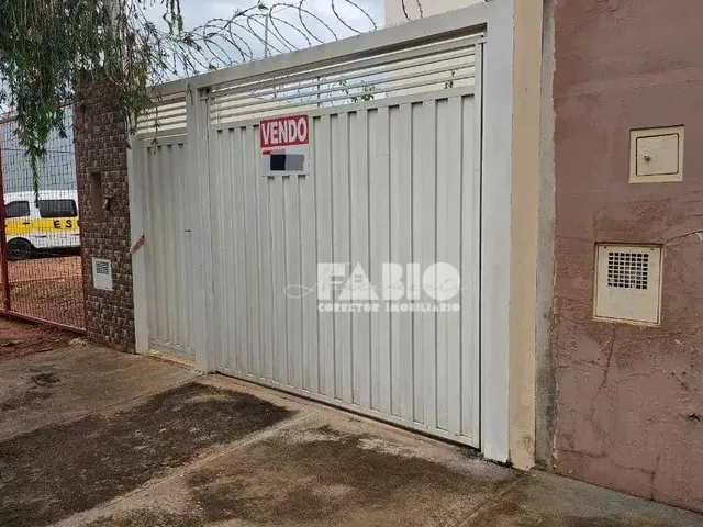 Imagem: Casa com 2 Dormitórios À Venda, 70 M²