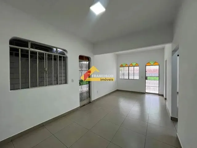 Imagem: Casa Localizada no Bairro Planalto