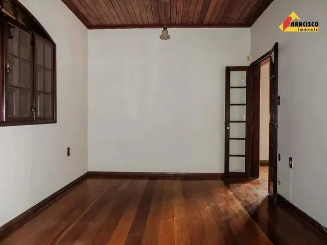 Imagem 8: Casa para Aluguel, 4 Quartos, 1 Suíte, 3 Vagas, Centro - Divinópolis/Mg