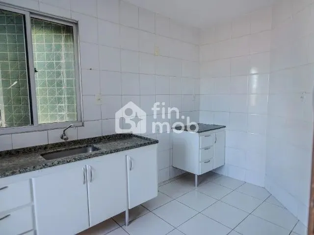 Imagem: Apartamento 02 Quartos no Centro - 3° Andar