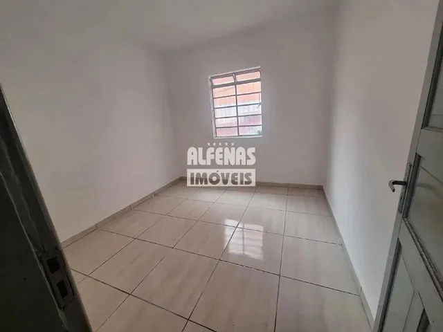 Imagem 16: Casa para Aluguel 2 Quartos no Bairro Eldorado