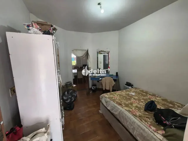 Imagem 9: Casa Mobiliada Tipo Pensionato Muito Próxima da Ufu com 2 Vgs, 8 Quartos, 4 Banheiros
