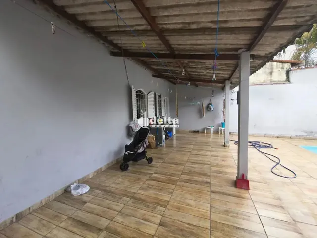 Imagem 11: Casa Mobiliada Tipo Pensionato Muito Próxima da Ufu com 2 Vgs, 8 Quartos, 4 Banheiros