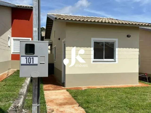 Imagem: Casa para Aluguel, 2 Quartos, 1 Suíte