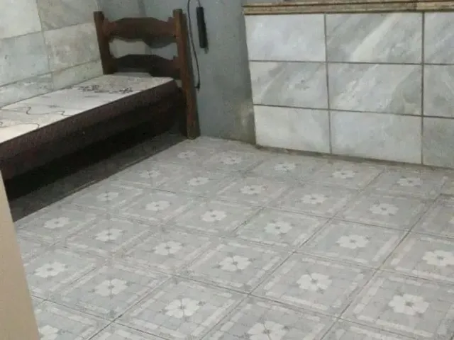 Imagem: Quarto Simples e Individual. Vaga Masculina