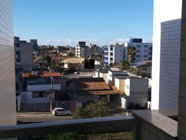 Imagem 3: Apartamento 2 Quartos com Suíte, 2 Vagas de Garagem, Prédio com Elevador no Bairro