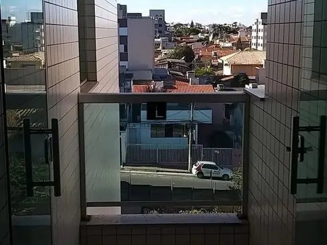 Imagem 5: Apartamento 2 Quartos com Suíte, 2 Vagas de Garagem, Prédio com Elevador no Bairro