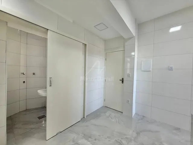Imagem 3: Aluguel Apartamento Três Quartos Centro