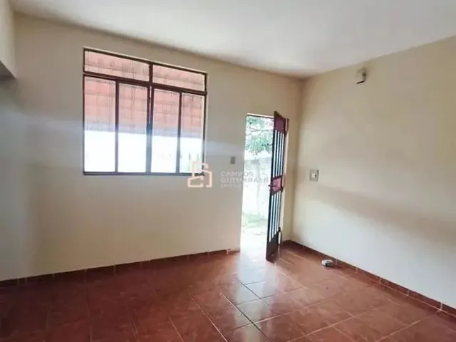 Imagem 4: Casa para Aluguel, 2 Quartos, 1 Suíte, 4 Vagas, Lago Azul 3ª Seção - Ibirité/Mg