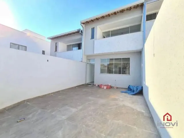 Imagem 3: Casa Geminada Individual | Bairro Rio Branco | 3 Quartos | Suíte