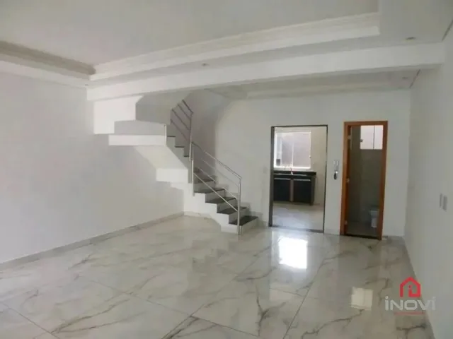 Imagem 7: Casa Geminada Individual | Bairro Rio Branco | 3 Quartos | Suíte