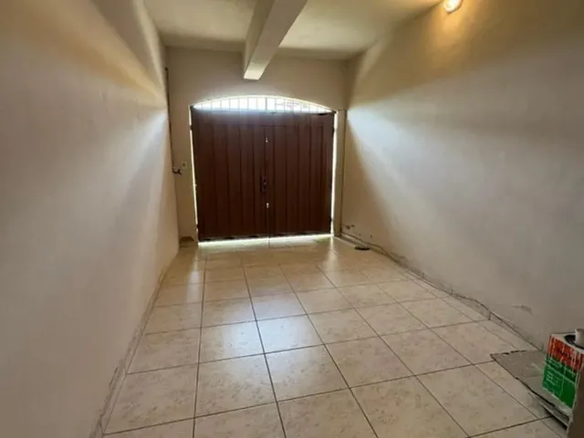 Imagem: Casa Disponível para Locação no Bairro