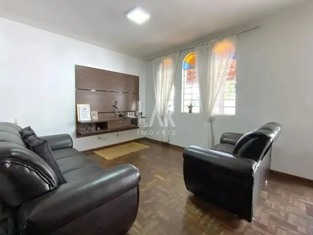 Imagem 14: Casa para Aluguel, 6 Quartos, 1 Suíte, 3 Vagas, Palmares - Belo Horizonte/Mg
