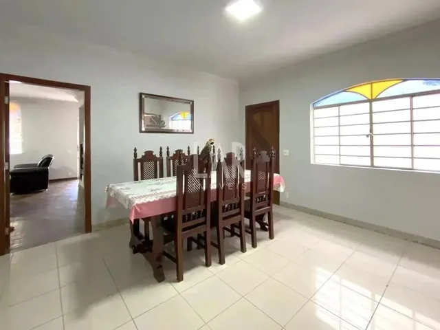 Imagem 2: Casa para Aluguel, 6 Quartos, 1 Suíte, 3 Vagas, Palmares - Belo Horizonte/Mg